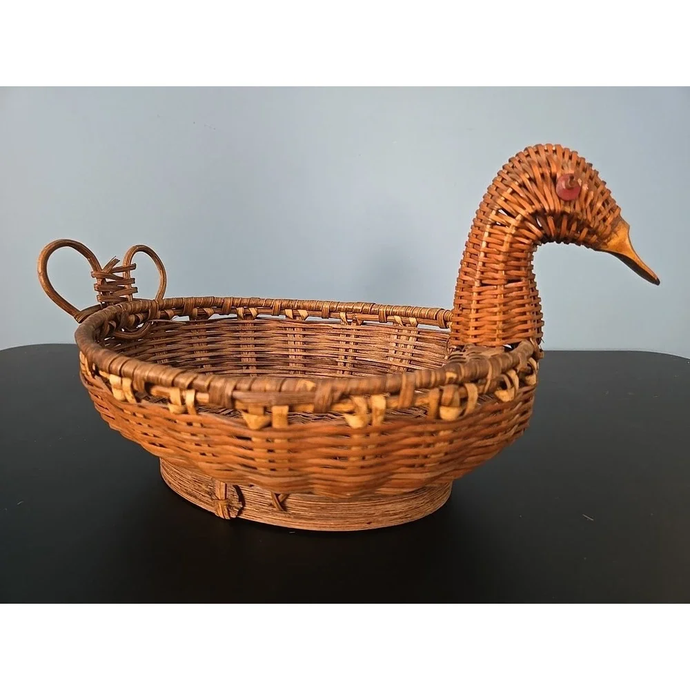 Vintage Wicker Duck Basket Woven Rattan Wood‎ Beak Farmhouse Country Animal Boho